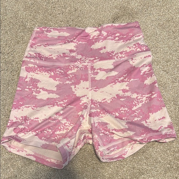 Fleo Pants - Fleo true high rise shorts